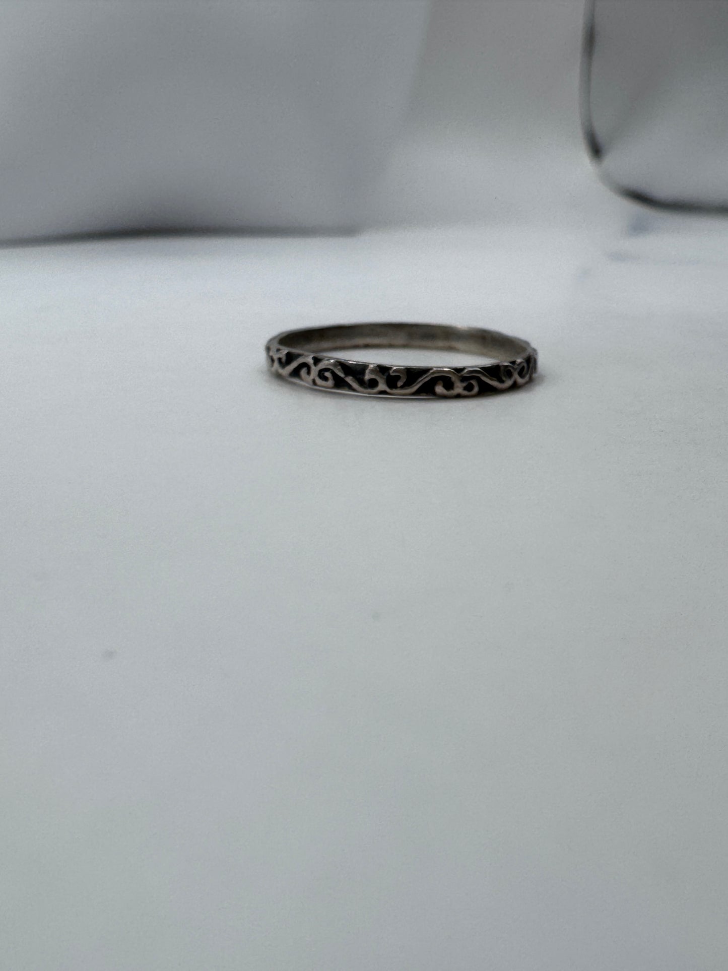 Vintage Patinated Sterling Silver Ring – Size 8 US, Excellent Condition