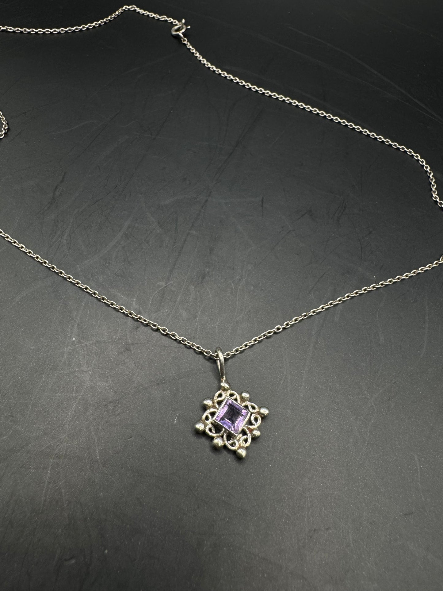 Sterling Silver Necklace with Amethyst Pendant – 18”