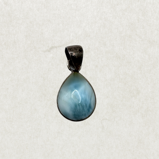 Vintage Sterling Silver Larimar Gemstone Pendant – Excellent Condition