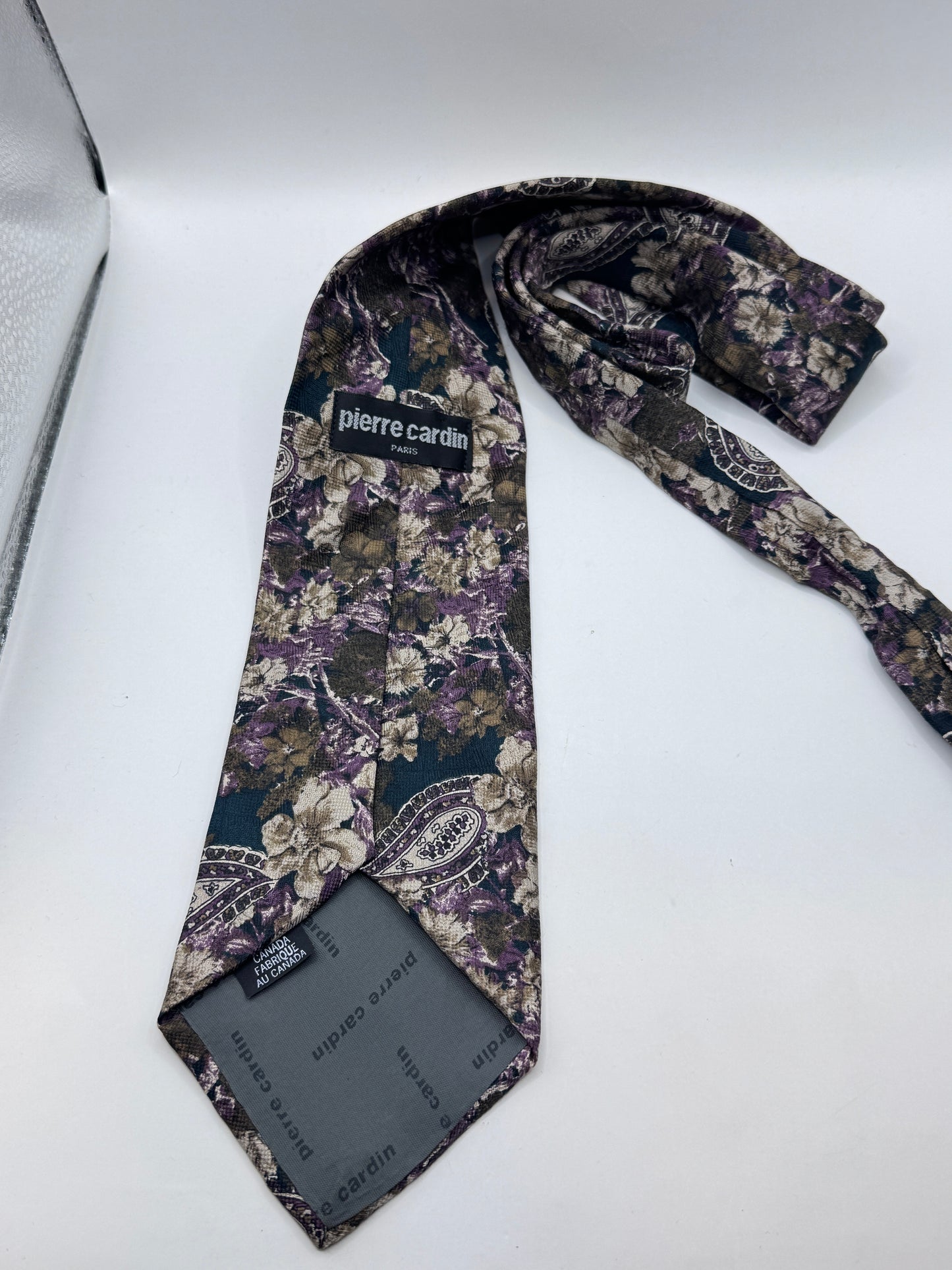 Vintage Pierre Cardin 100% Silk Floral Paisley Tie, 58” x 4” – Excellent Condition