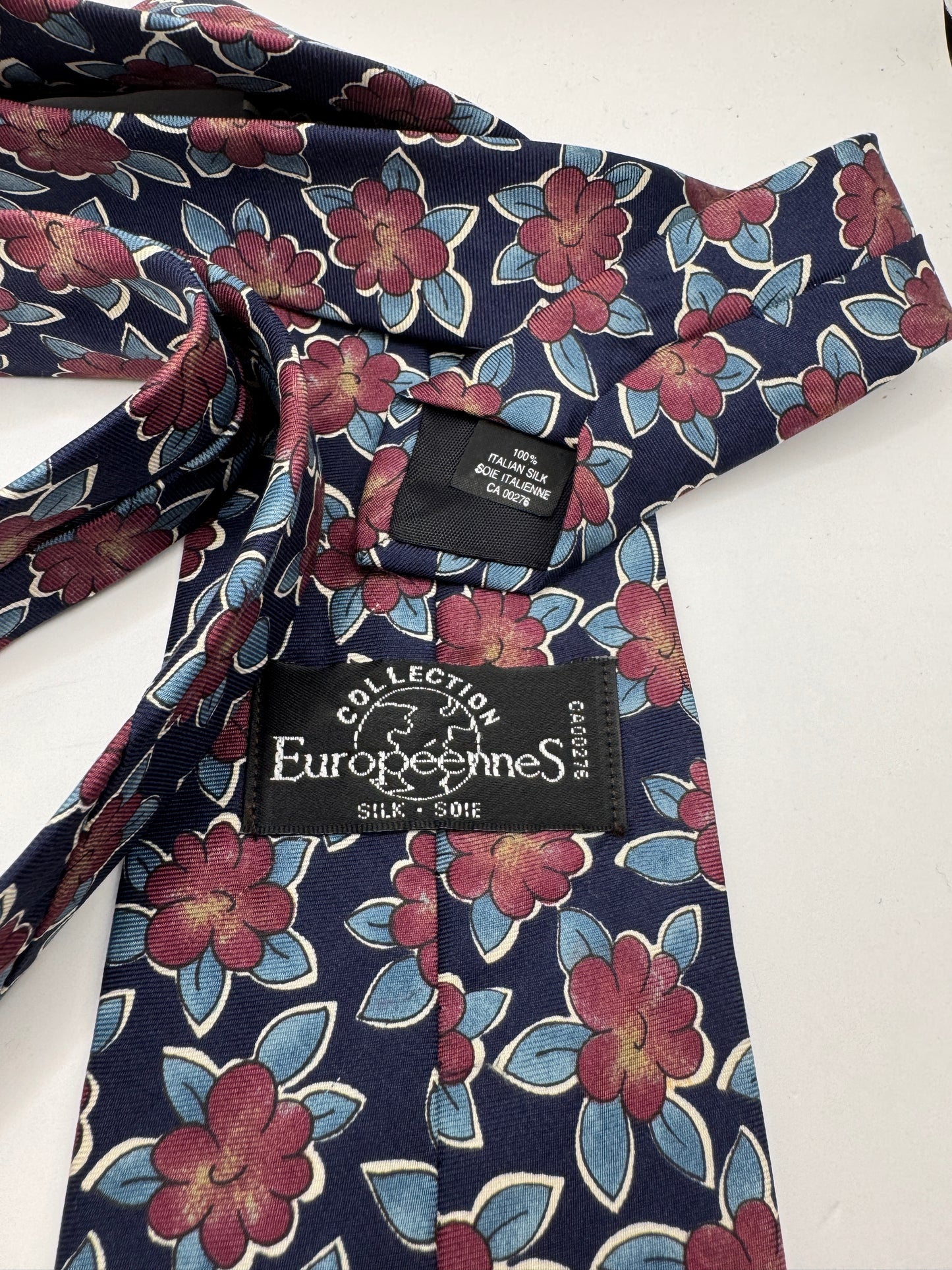 Vintage EuropeenneS 100% Silk Tie – Burgundy Floral Pattern, 58” x 4”