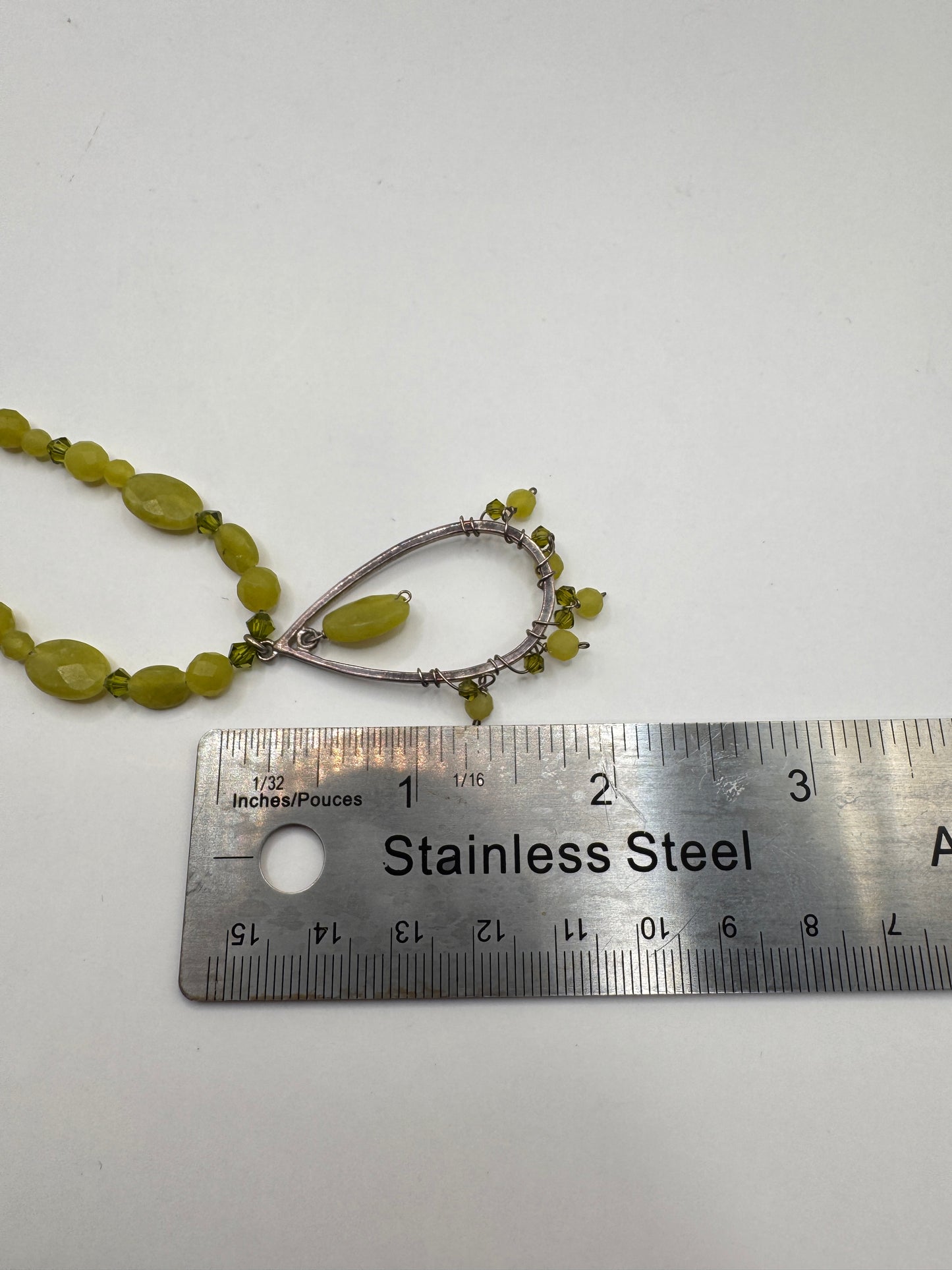 Vintage Handmade Green Jade Gemstone Necklace – Wire-Wrapped Teardrop Pendant, 925 Clasp