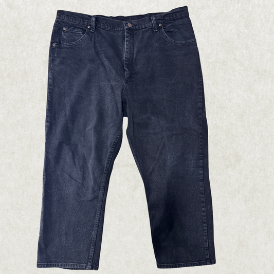 Vintage Wrangler Women’s Jeans – W40 L32, Dark Wash Denim, Classic Straight Leg