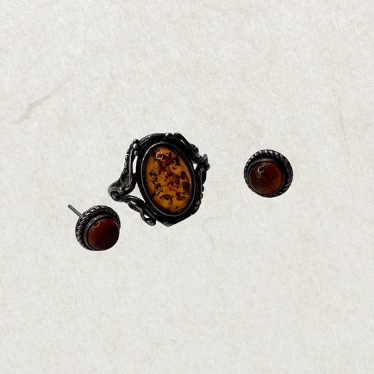 Vintage Sterling Silver 925 Baltic Amber Jewelry Set – Ring Size 7.5 & Stud Earrings