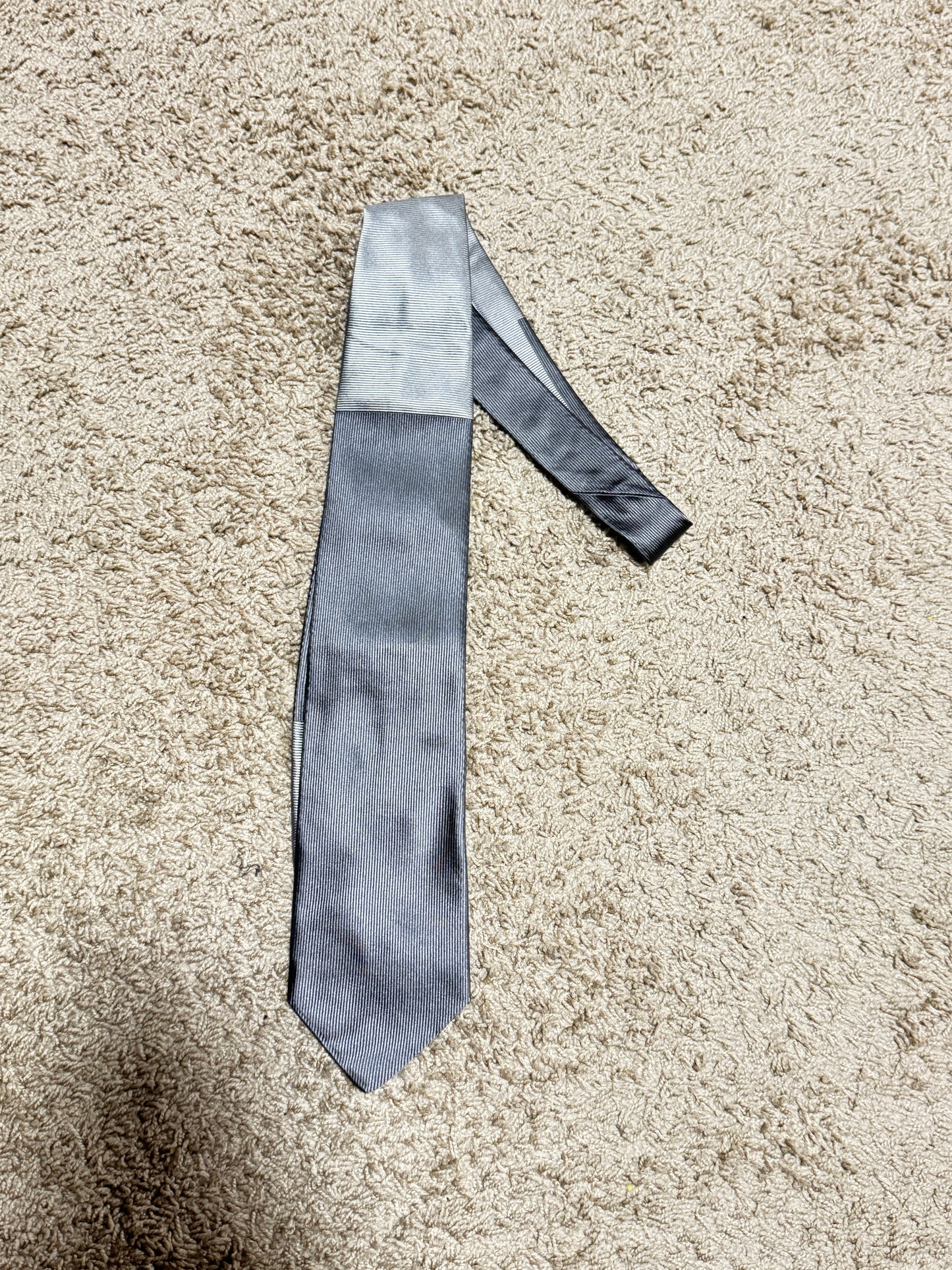 Vintage Pal Zileri Gruppo Forall 100% Silk Tie Gray Silver Striped BNWT Made in Italy 57” x 4”