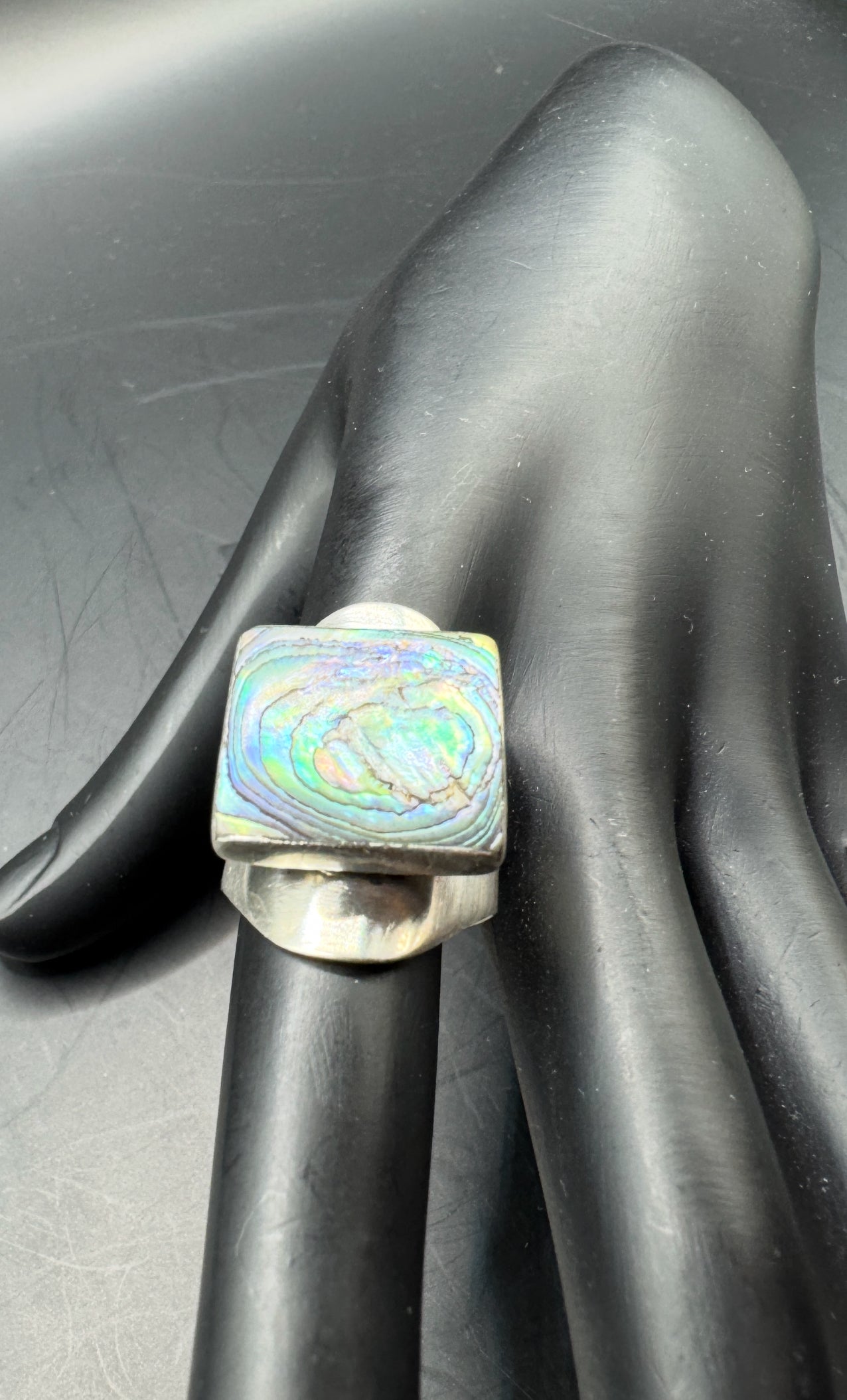 Vintage Mexican Sterling Silver Inlay Mother of Pearl & Abalone Signet Ring – Size 7.5
