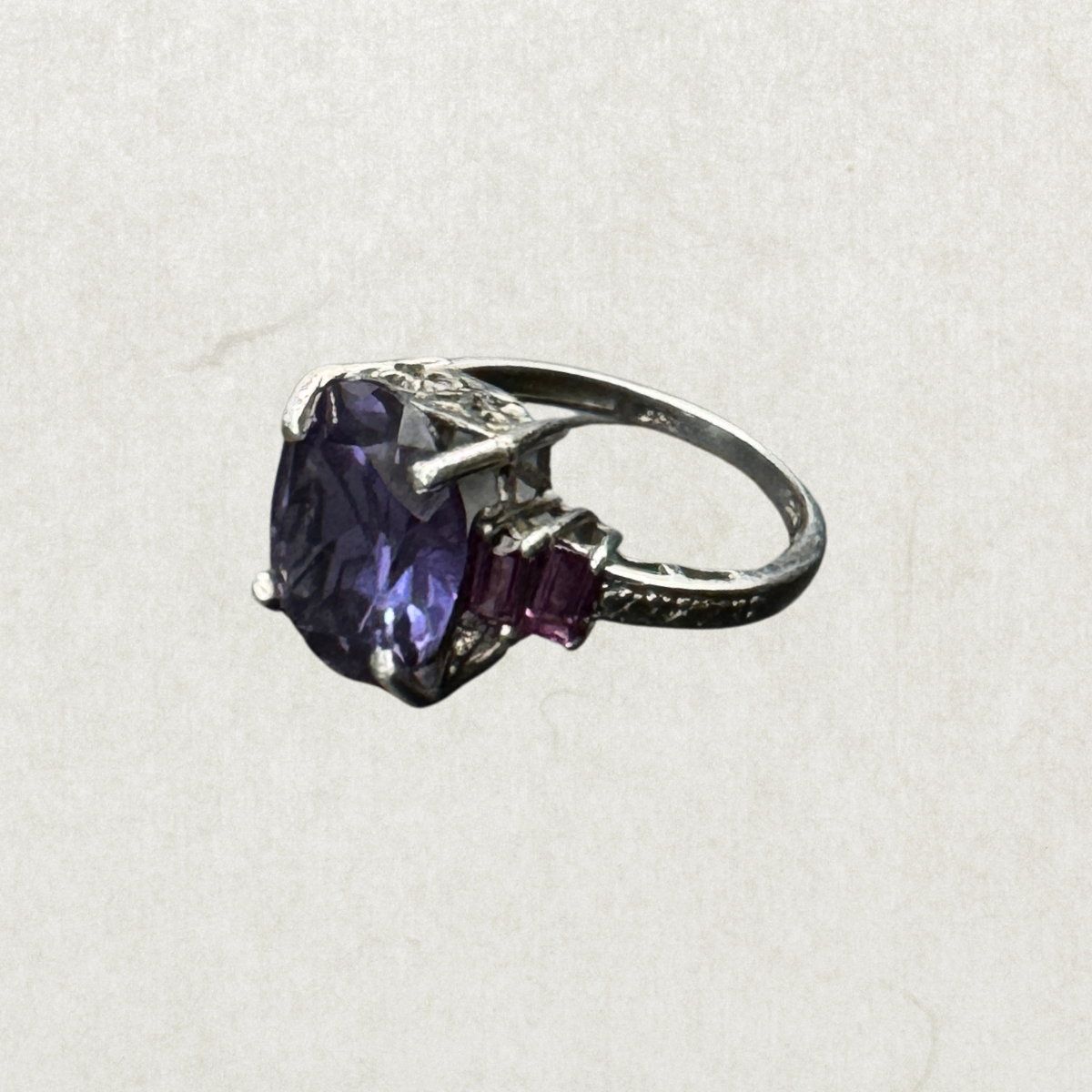 Vintage Sterling Silver Ring with Large Purple Stone & Pink Side Accents – Statement Cocktail Ring Sz 7