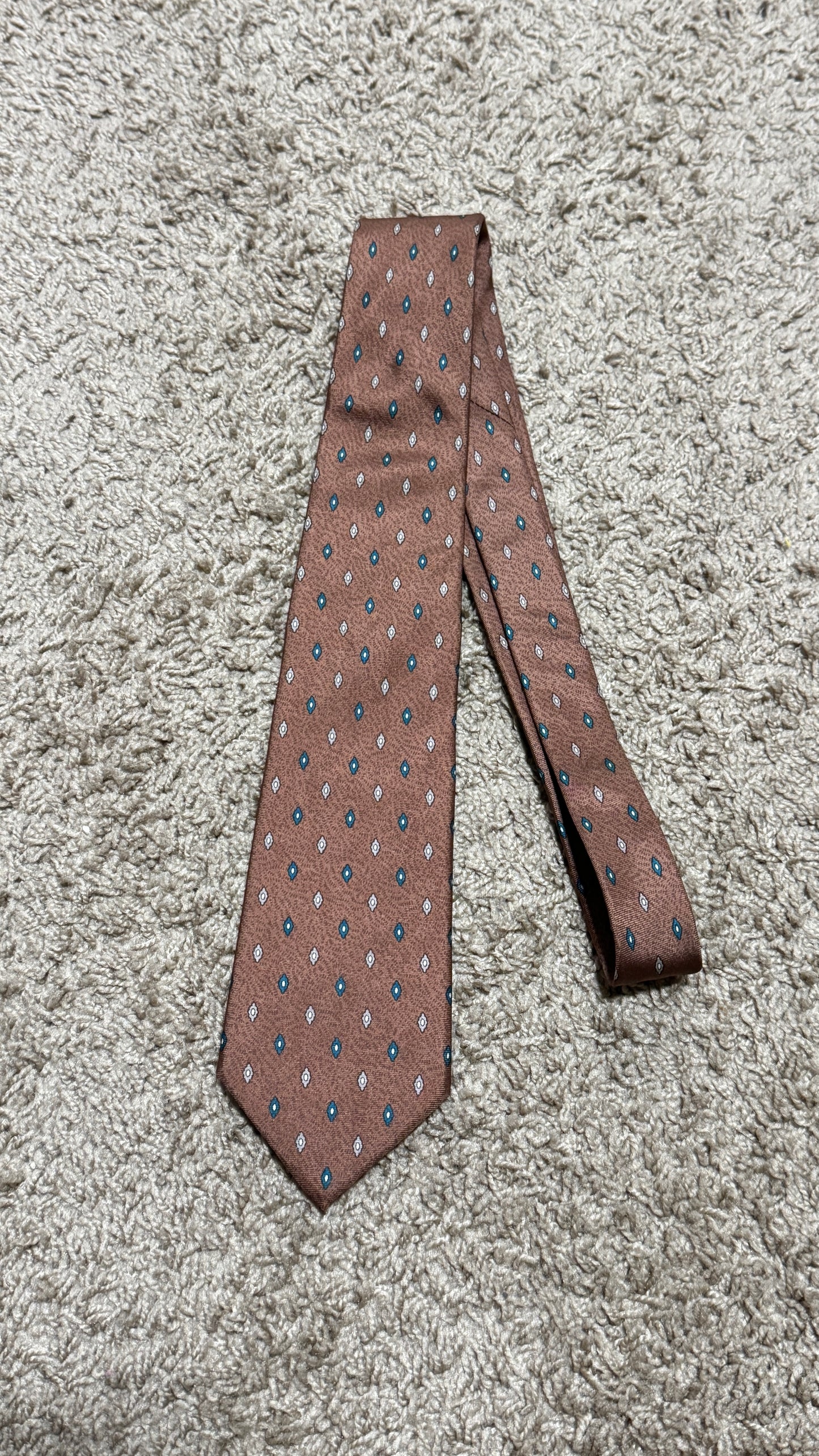 Vintage Moores 100% Silk Brown Geometric Pattern Tie – Classic Designer Style 57” x 3”