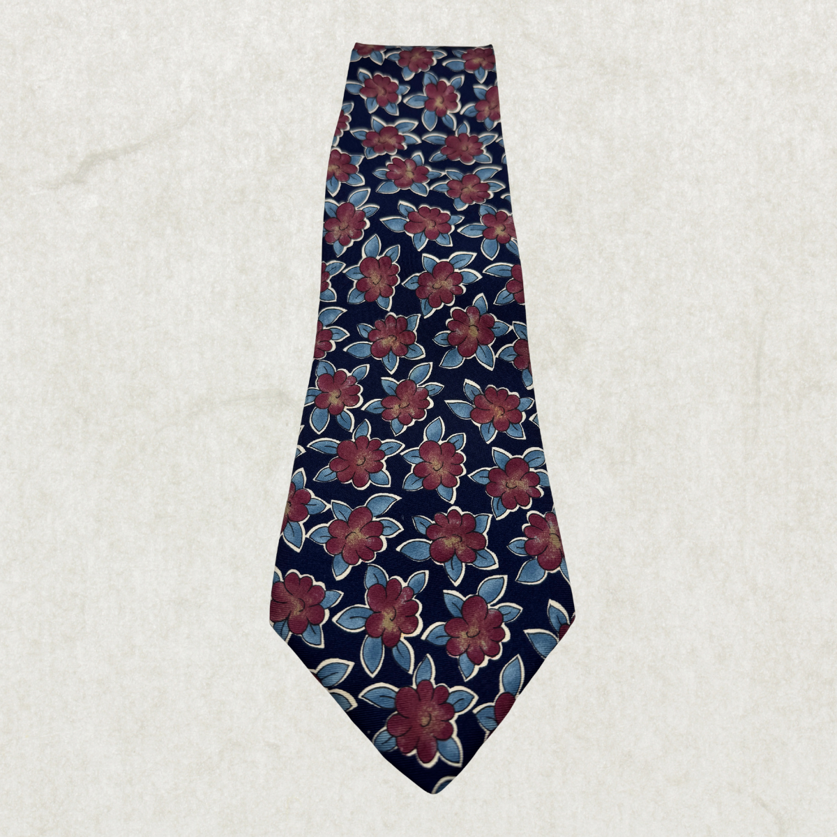 Vintage EuropeenneS 100% Silk Tie – Burgundy Floral Pattern, 58” x 4”