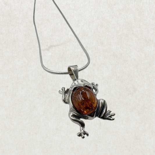Silver 925 Amber Frog Pendant Necklace 17”