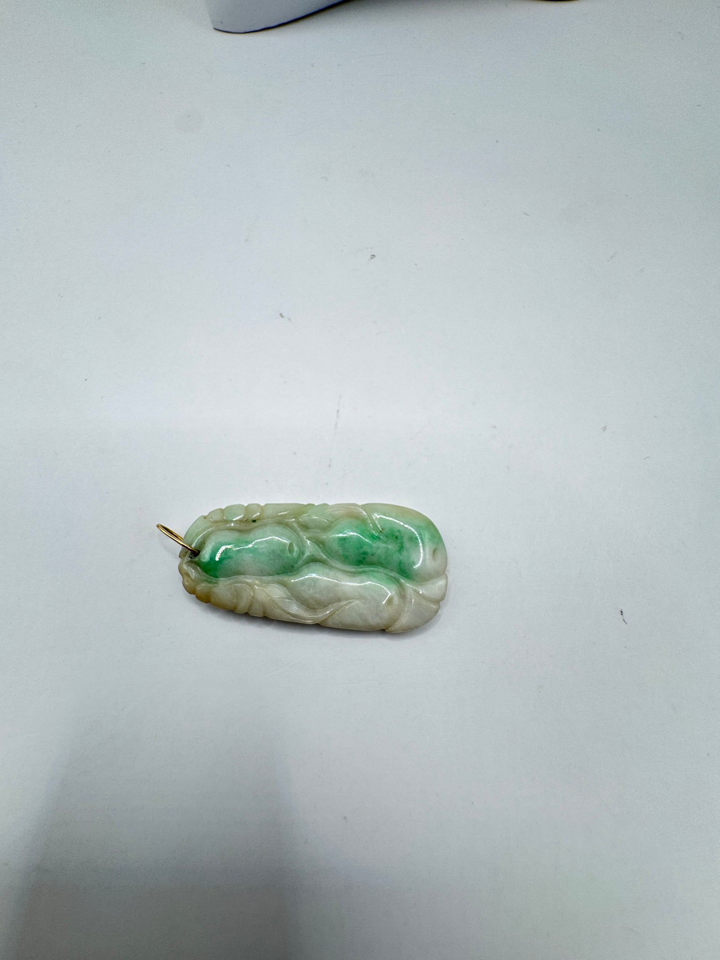 19th Century Chinese Jade Botanical Pendant with 22K Gold Loop – Excellent Condition