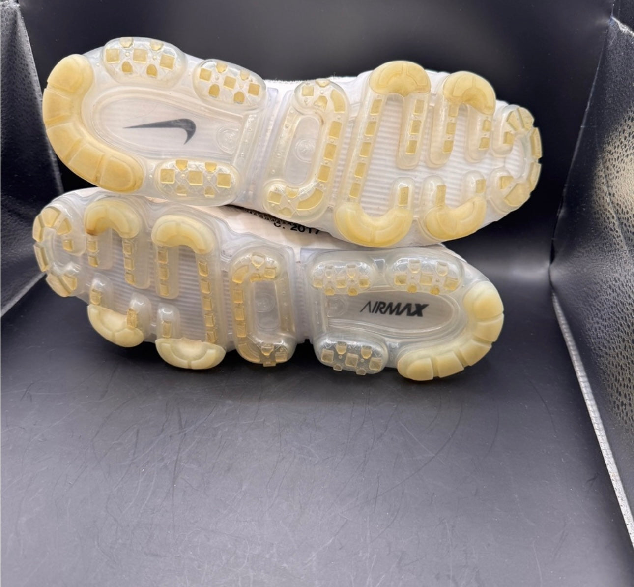 Nike Off-White x Air VaporMax 2018 Men’s Sneakers – US 9.5 / EU 43