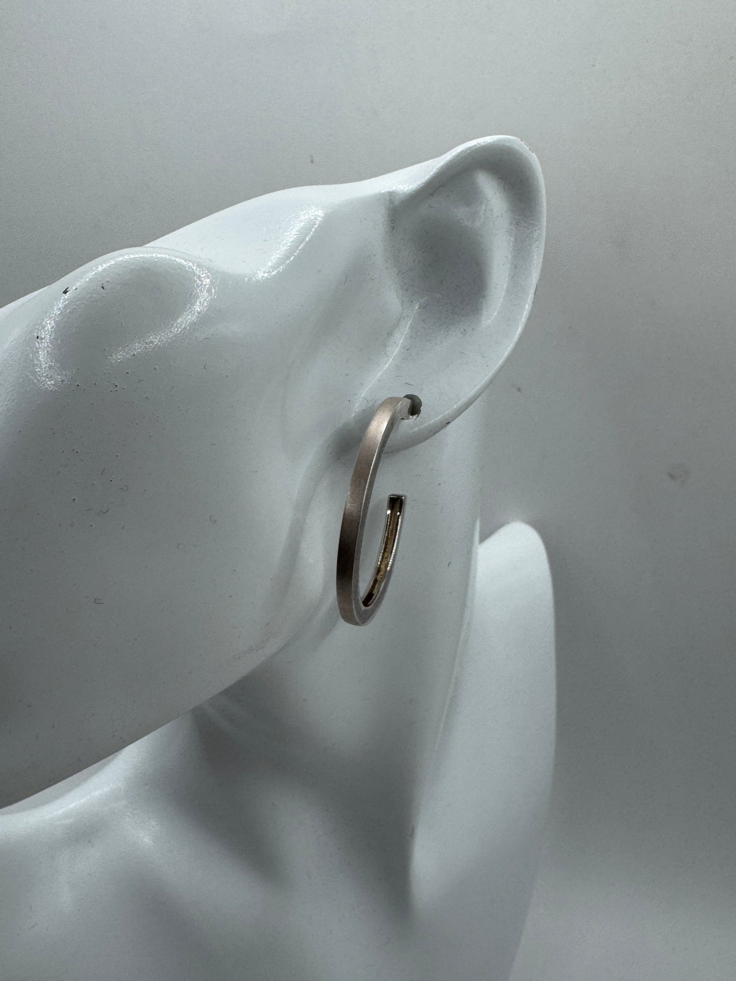 Large Mikimoto Sterling Silver 925 Hoop Earrings – Minimalist Designer Hoops – Excellent Condition