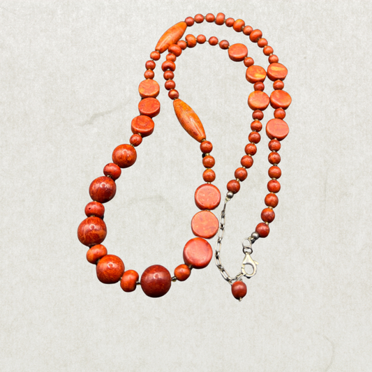 Red Coral Necklace – Victorian Revival (Mid-20th Century)