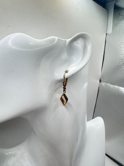 Vintage Gold-Plated Sterling Silver Earrings – Geometric Diamond Drop