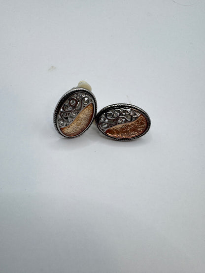 Vintage Clip Earrings – Elegant Statement Retro Jewelry