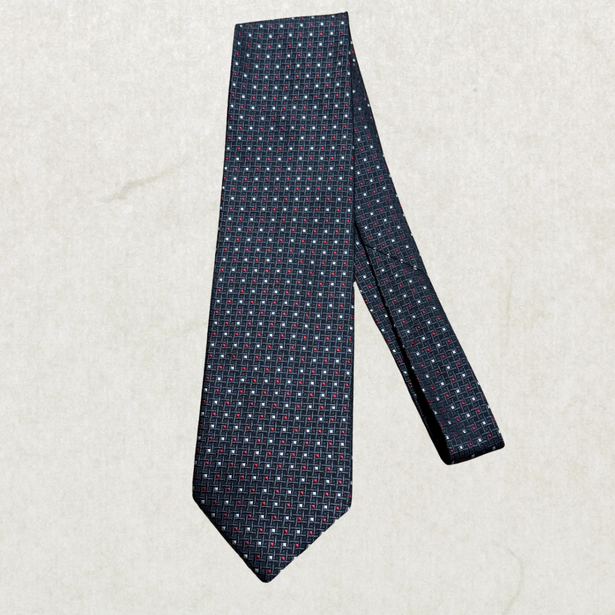 Vintage BOSS by Hugo Boss 100% Silk Tie – Designer Geometric Pattern Necktie 58” x 4”