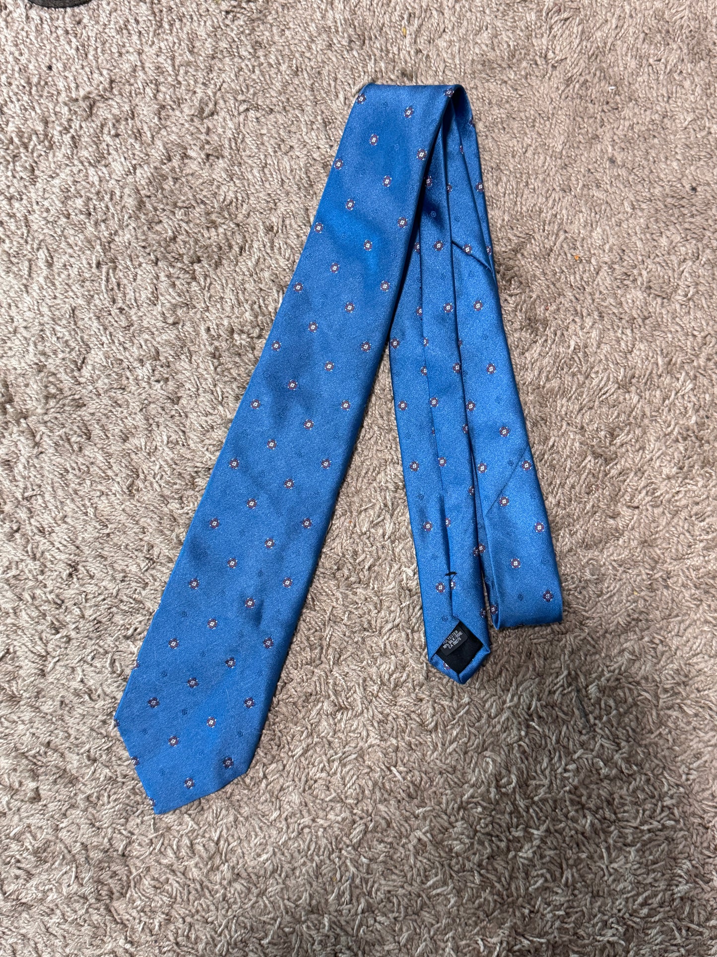 Vintage YSL Yves Saint Laurent Tie, 55” x 3” – Excellent Condition