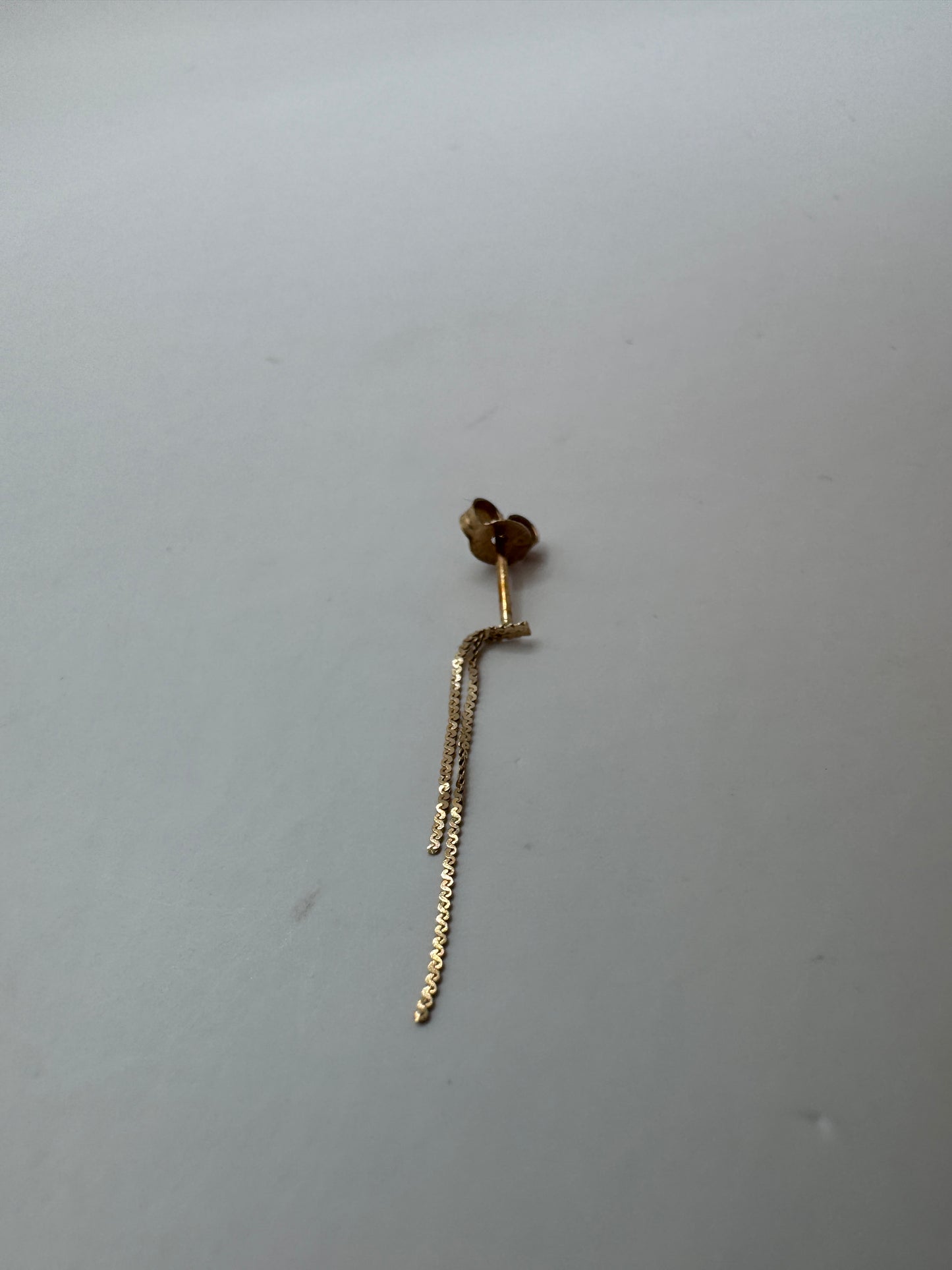 Vintage 10k Gold Single Dangle Earring – Fine Chain Accent