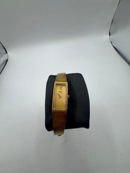 Beautiful Vintage Women’s SEIKO 1320-5289 Gold Tone Watch with Diamond Accent – Excellent Condition