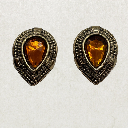 Vintage Art Deco Clip Earrings – Geometric Glamour