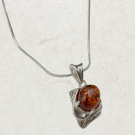 Sterling Silver Amber Pendant Necklace 17”