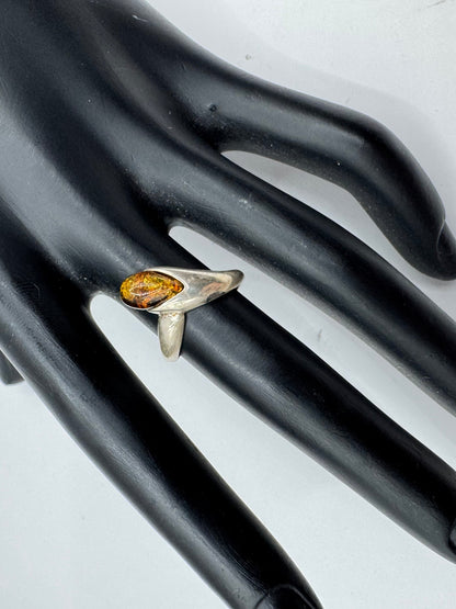 Silver Amber Marquise Twist Ring Size 6
