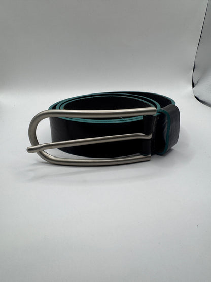 Vintage Danier Genuine Leather Belt – 45.5”