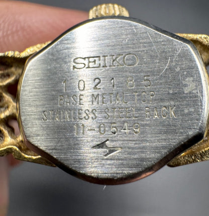 1976 Seiko Gold Tone Mechanical Ladies Watch – Vintage Textured Bracelet Timepiece