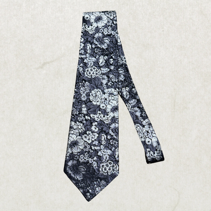 Vintage Bialucci Collection 100% Silk Floral Tie – Monochrome Botanical Designer Necktie Gray Black 56” x 4”