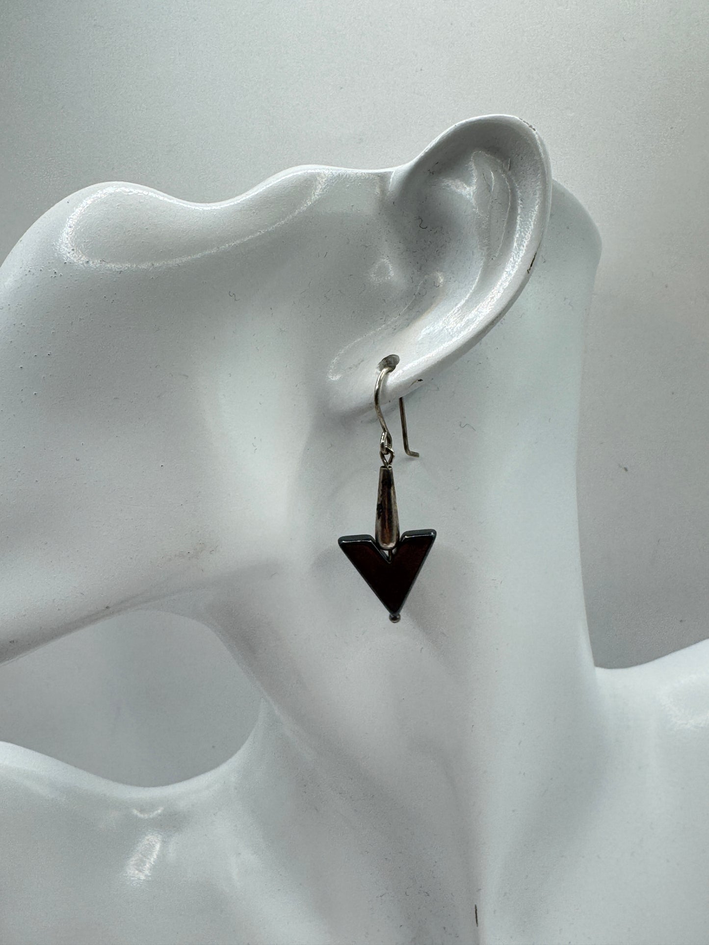 Vintage Handmade Sterling Silver Hematite Earrings – Geometric Arrow Drop Design
