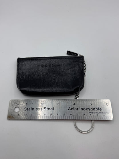 Danier Black Leather Key Pouch – Excellent Condition