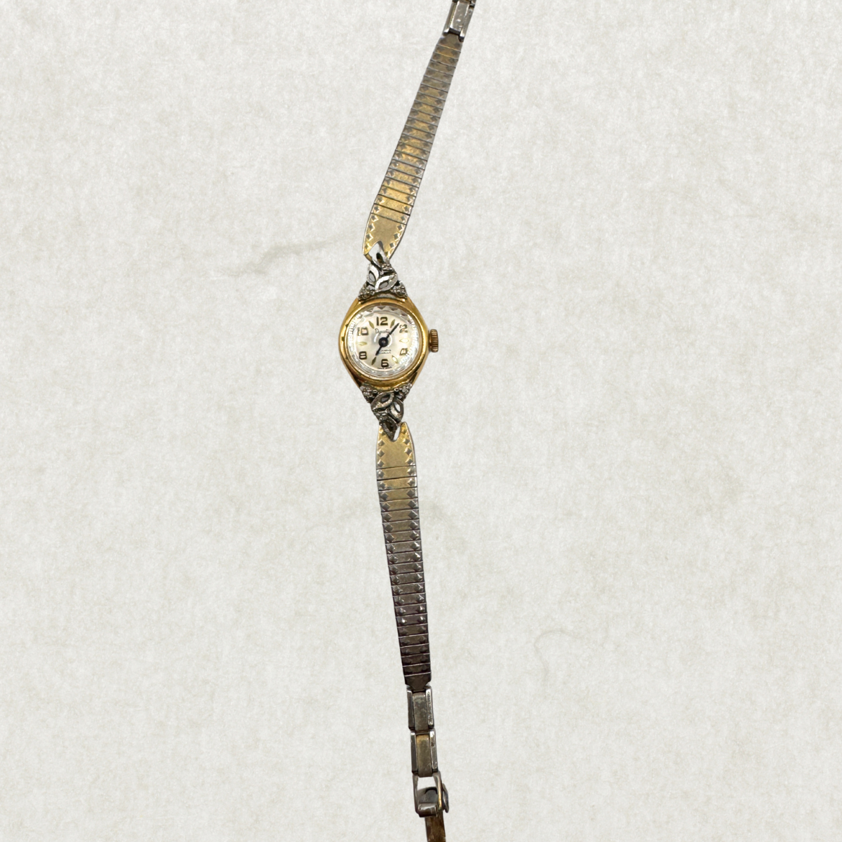 Vintage Dynasty Ladies’ Watch – Two-Tone, Mechanical, Excellent Condition