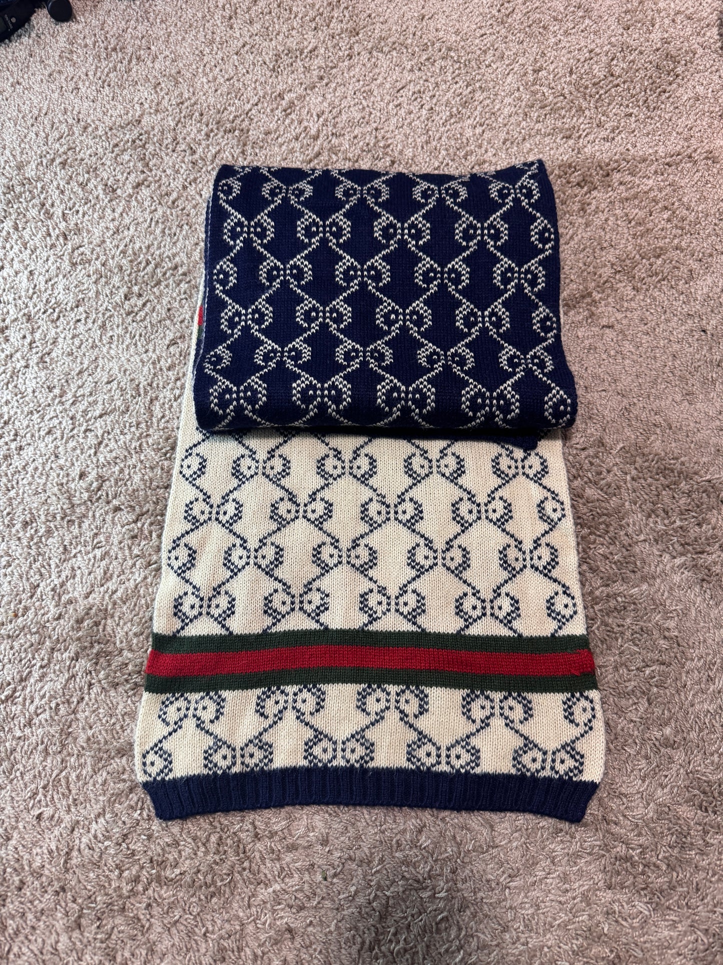 Vintage Gucci Men’s Wool Scarf – Navy & Cream Monogram, 70” x 12”