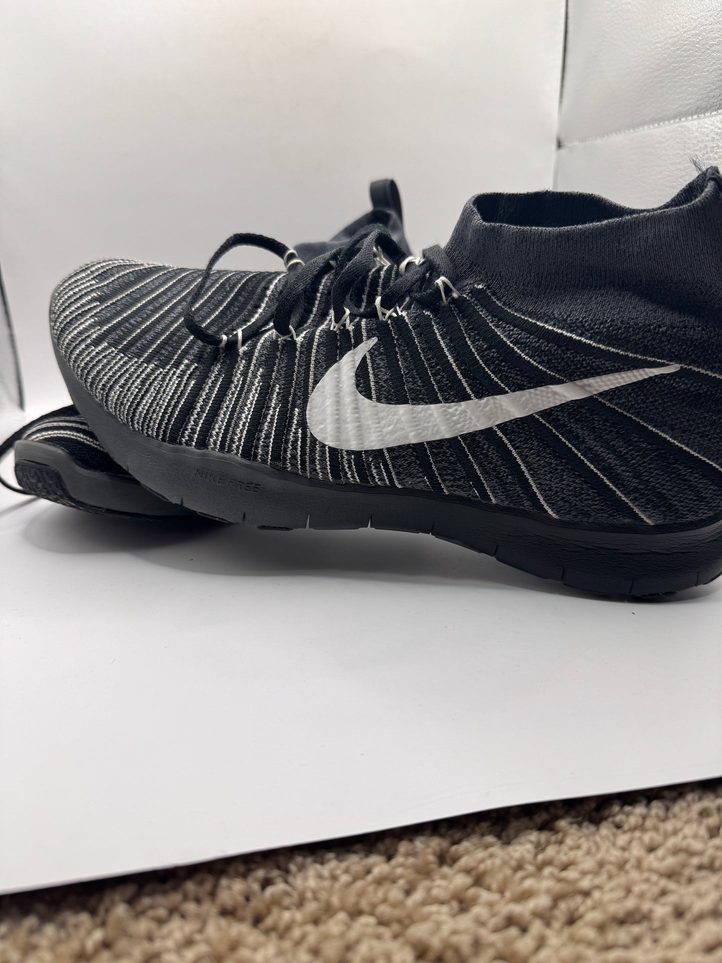 Nike Free TR Train Force Flyknit Shoes – Men’s Size 10.5, Black/White, 833275-017