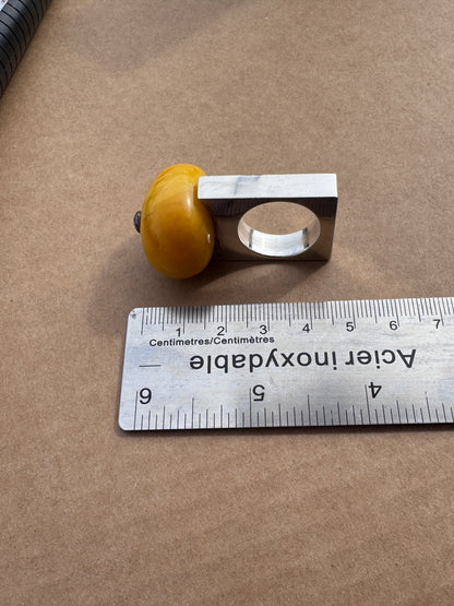 Vintage Mogens Godskesen Huge Sterling Silver Modernist Ring with Butterscotch Baltic Amber, 1970s, Size 8