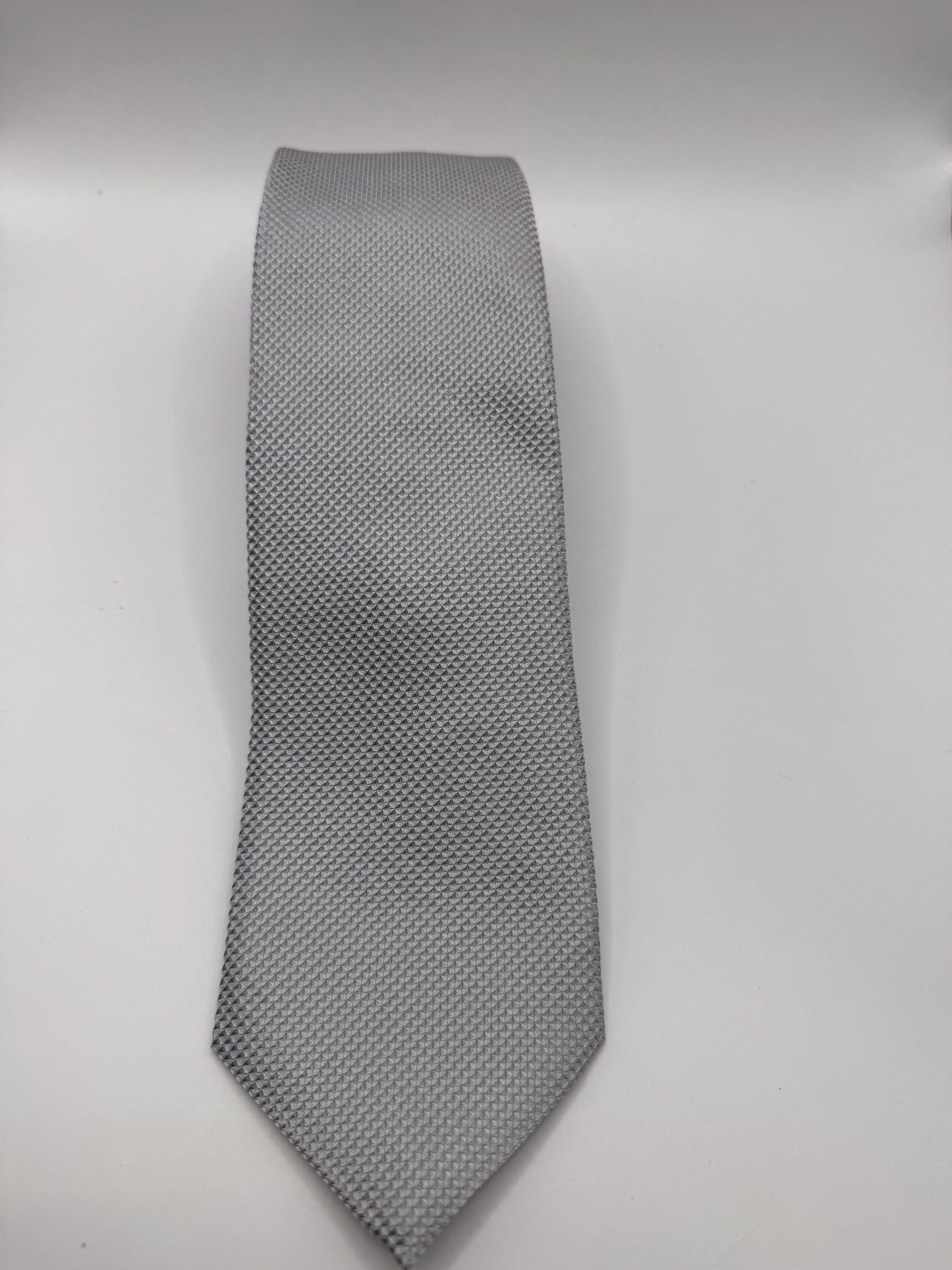 Vintage Zanetti Italian Silk Tie – Silver, 58” x 3.25”, Made in Italy