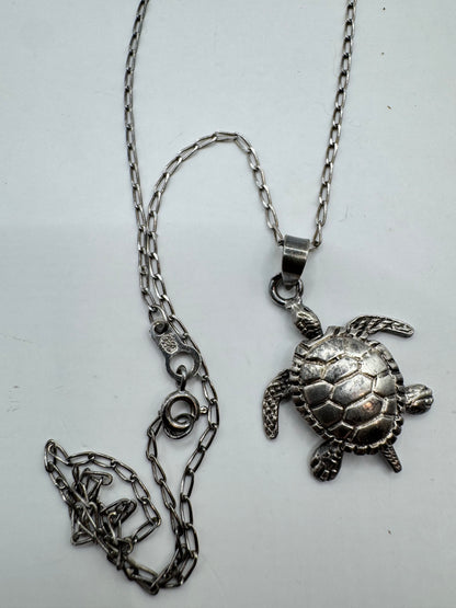 Sterling Silver Articulated Turtle Necklace – 16.5”
