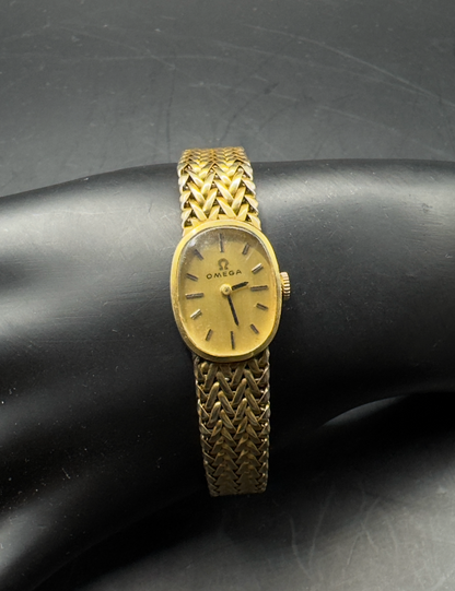 Vintage Women’s Omega AA 5324 10k GF