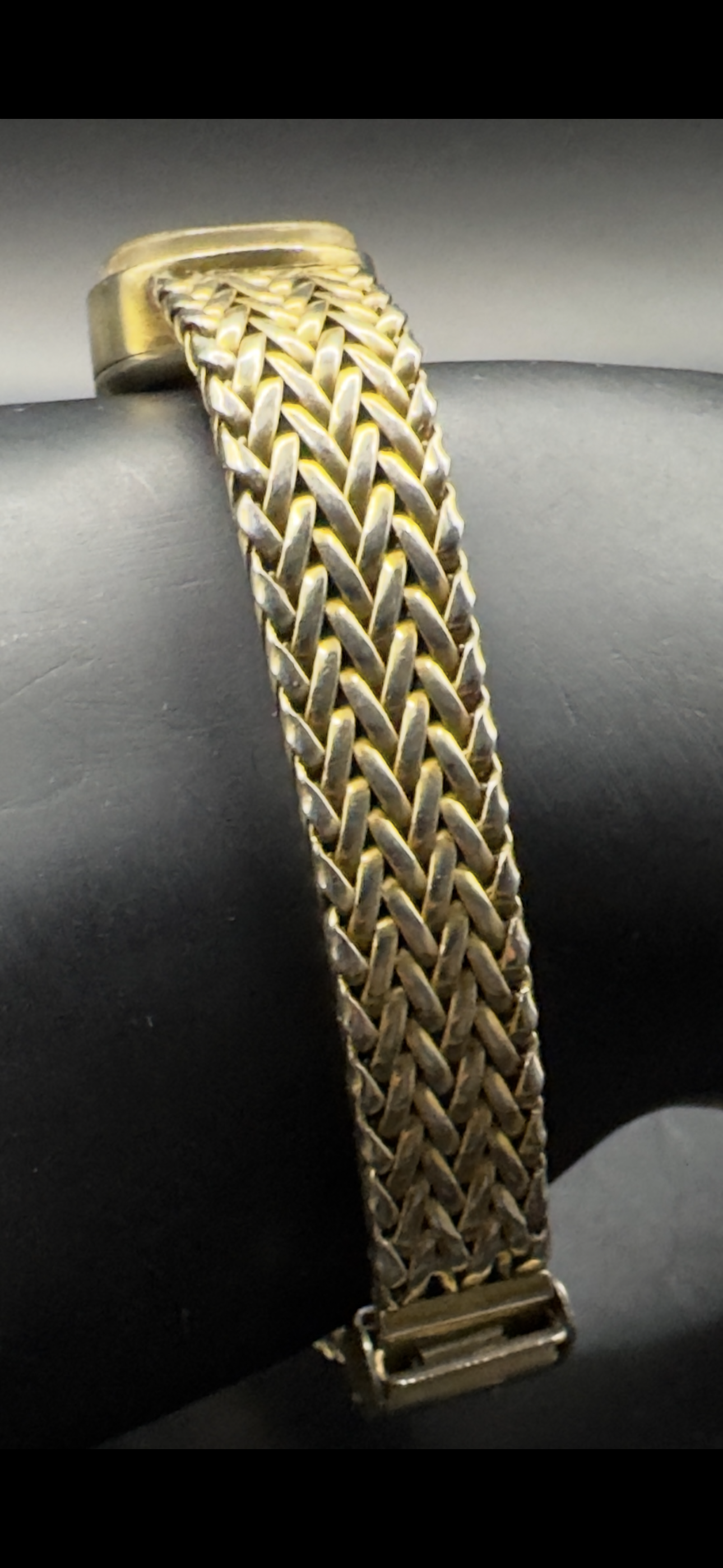 Vintage Women’s Omega AA 5324 10k GF